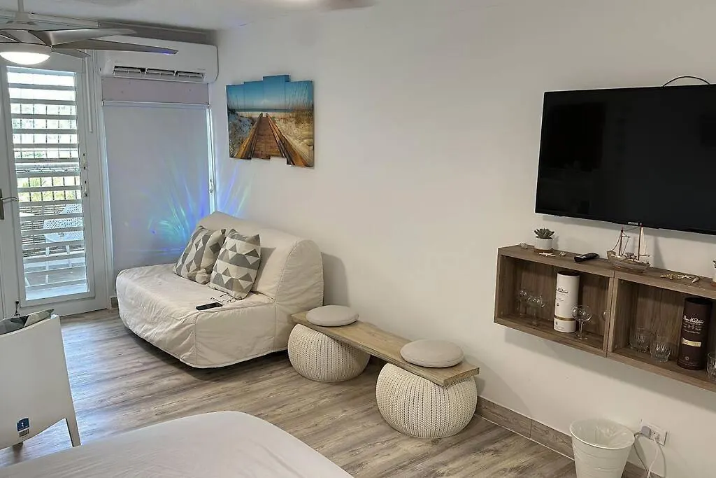 Relaxing Studio Near El Yunque With Pool View Luquillo